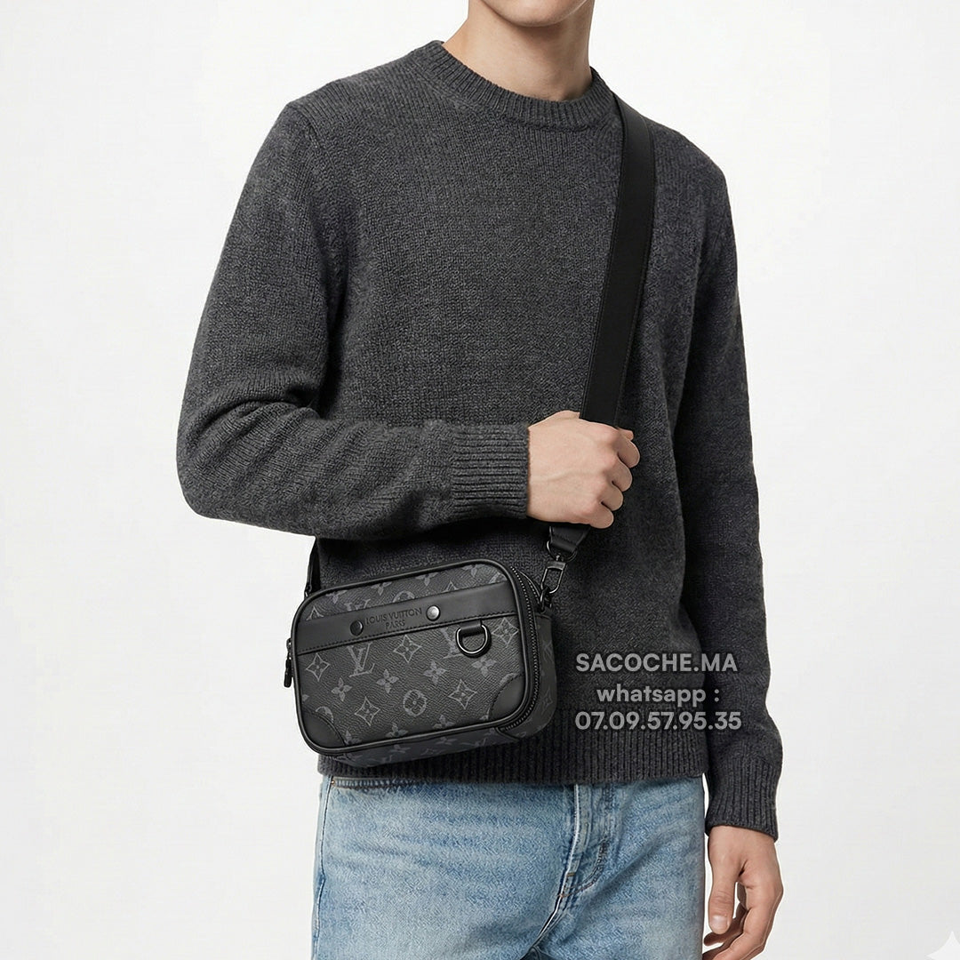 L.V Pochette Bandoulière Monogram Bleu nuit