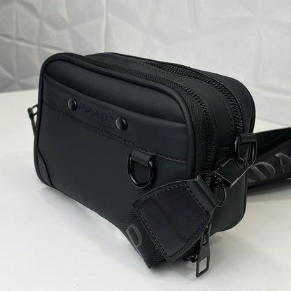 LV Crossbody Sacoche – Élégance et Style