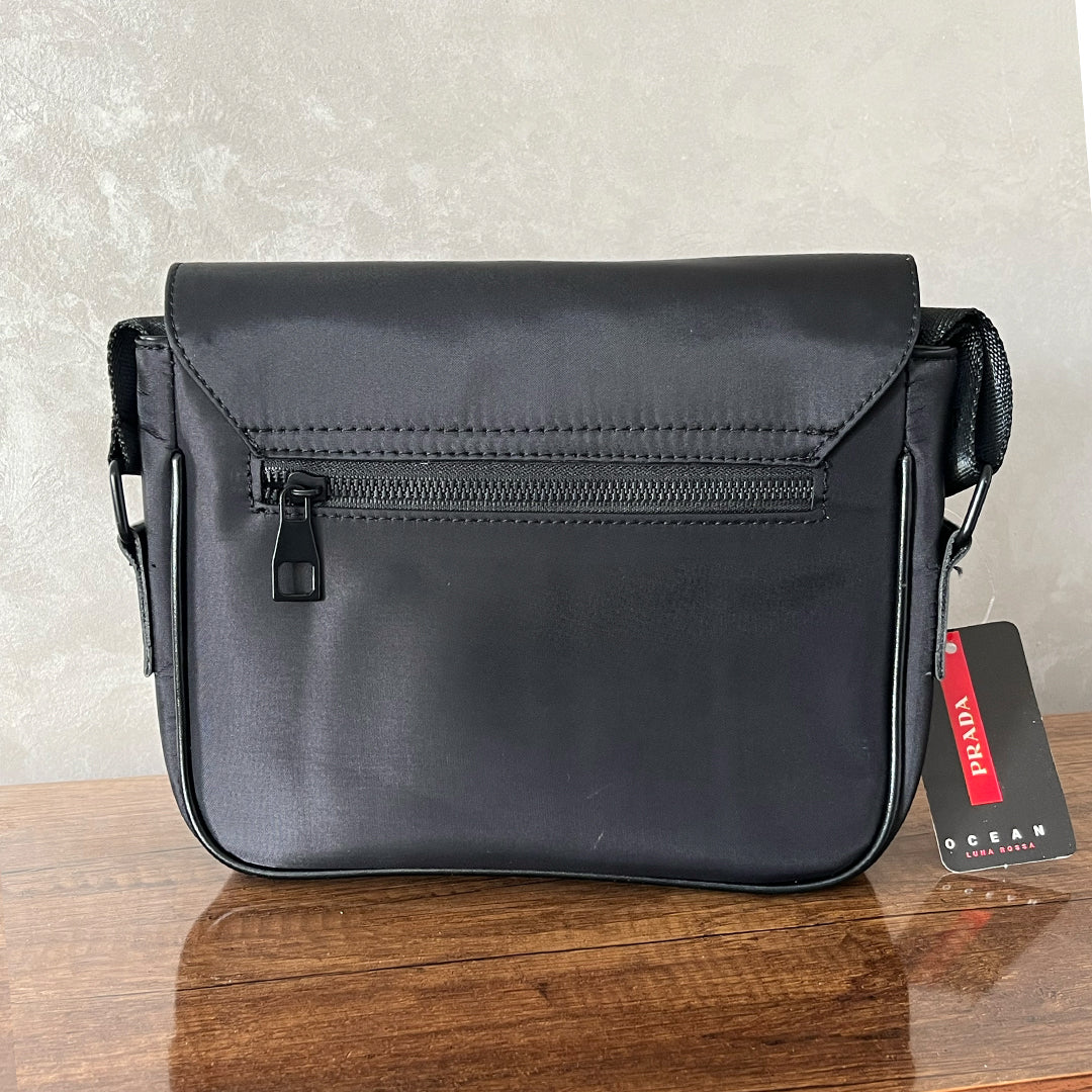 Sacs de Luxe P R A D A pour Homme – Élégance et Style