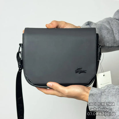 L A C O S T E Noir Simple – 20x17CM