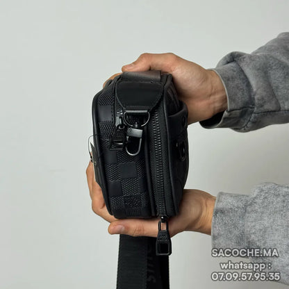 LV Pochette Bandoulière Damier Noir