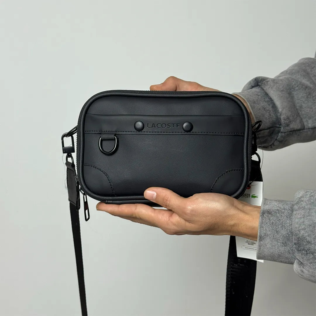 L A C O S T E Pochette Bandoulière Simple Noir