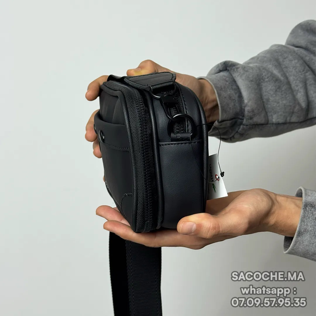 L A C O S T E Pochette Bandoulière Simple Noir