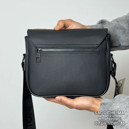 LV Simple Noir  – 24x20CM