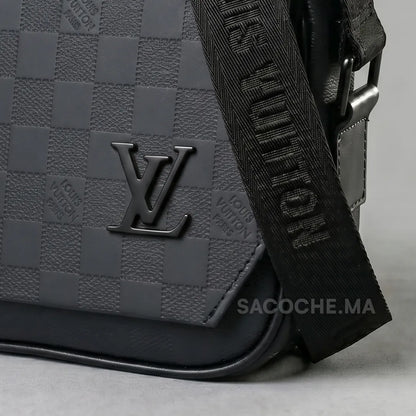 LV Damier Noir