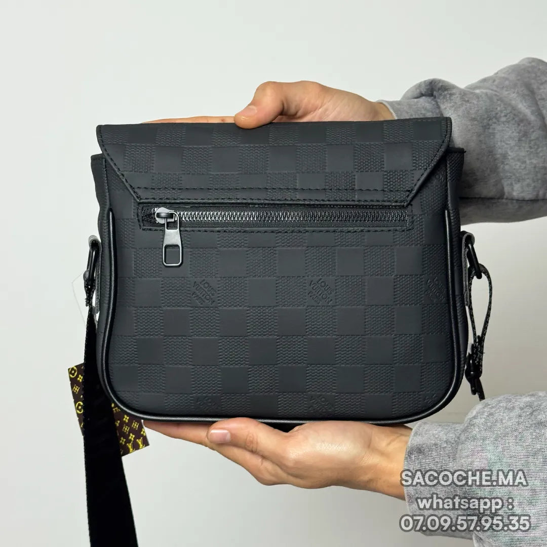 LV Damier Noir  – 24x20CM