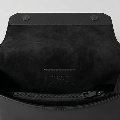 Sacoche LV simple noir : Main & Bandoulière
