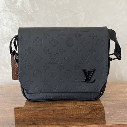 Sacs de Luxe LV pour Homme – Élégance et Style