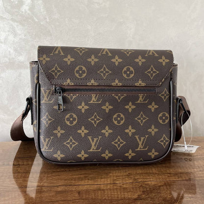 Sacs de Luxe LV pour Homme – Élégance et Style
