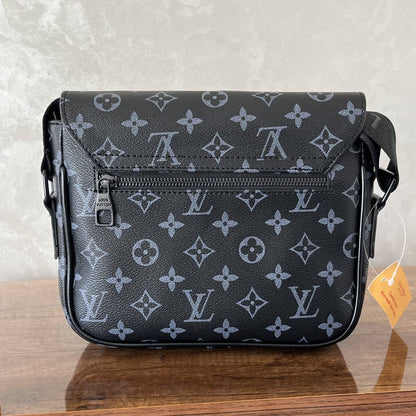Sacs de Luxe LV pour Homme – Élégance et Style
