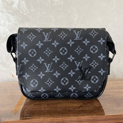 Sacs de Luxe LV pour Homme – Élégance et Style